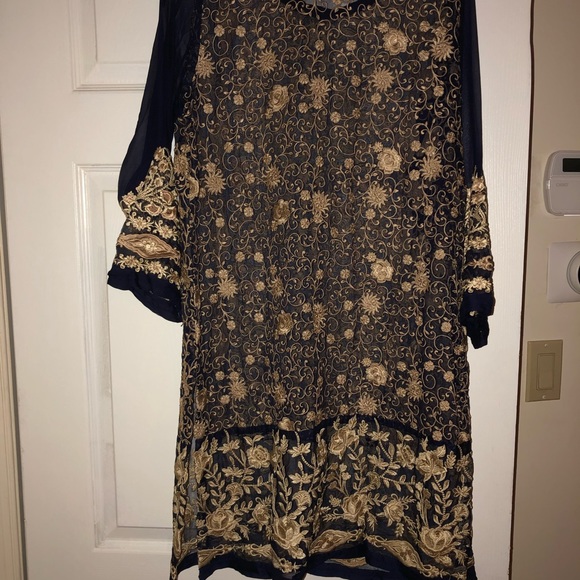 Agha Noor kurta new - Picture 9 of 10